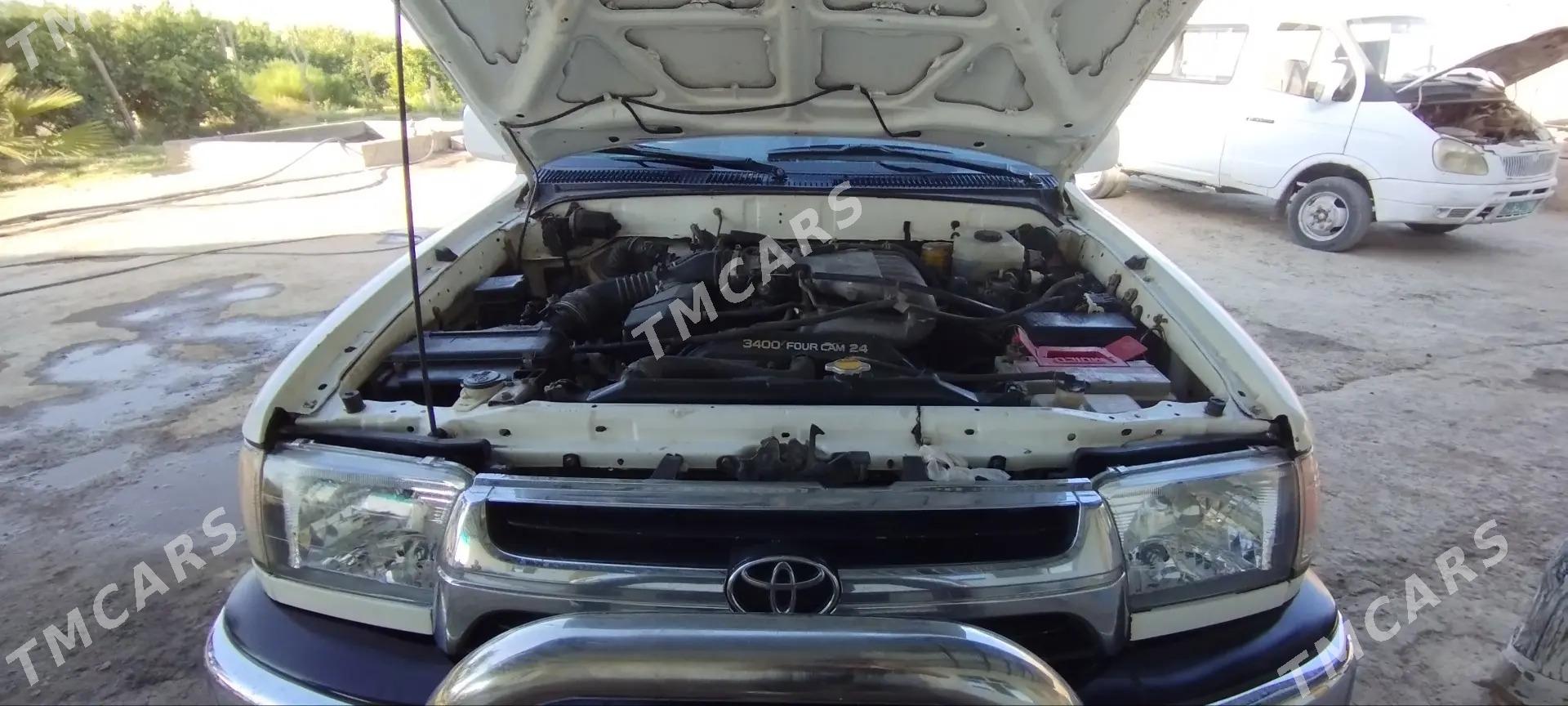 Toyota 4Runner 2002 - 190 000 TMT - Magtymguly - img 8