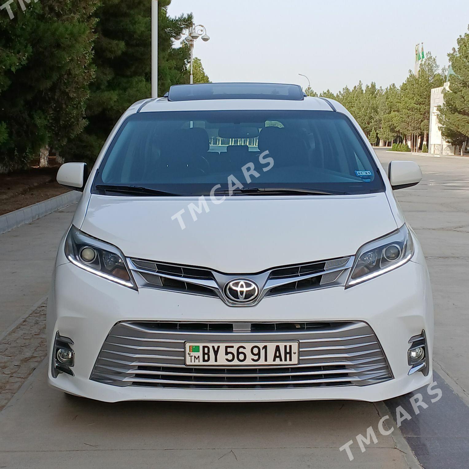 Toyota Sienna 2017 - 371 000 TMT - Гёкдепе - img 5