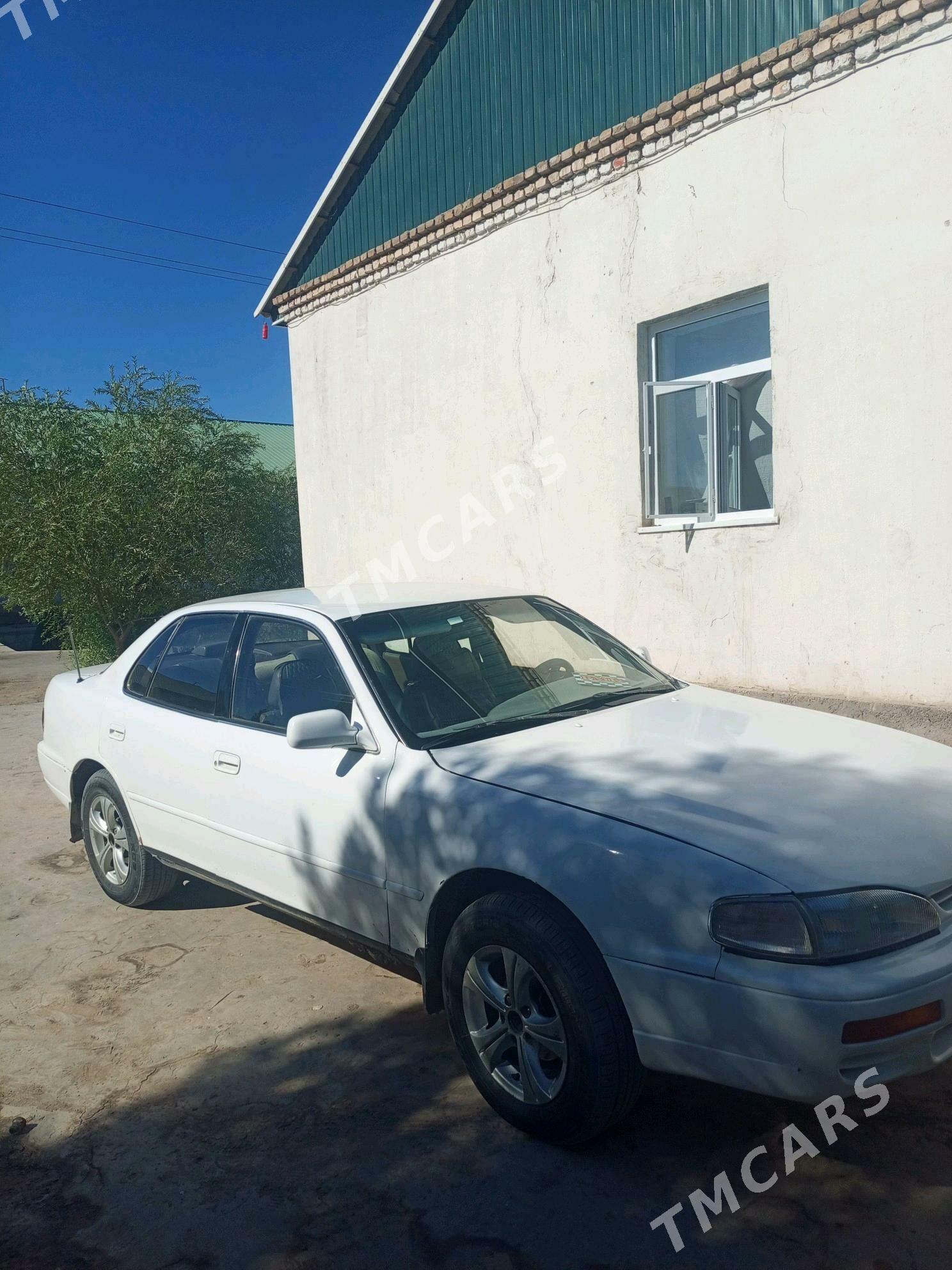 Toyota Camry 1994 - 90 000 TMT - Köneürgenç - img 2