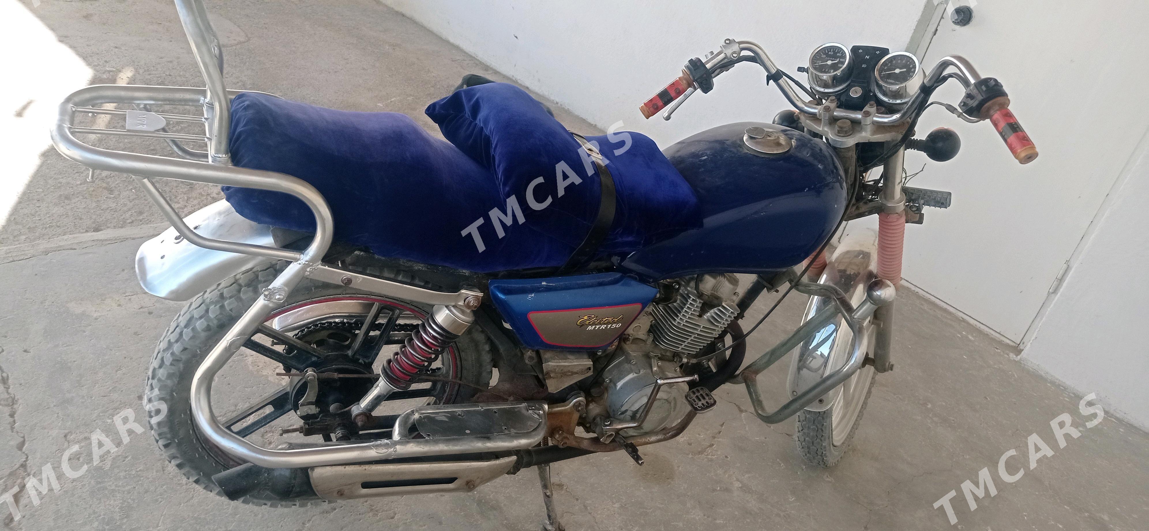 Fekon FK150-8G 2013 - 9 400 TMT - Гумдаг - img 3