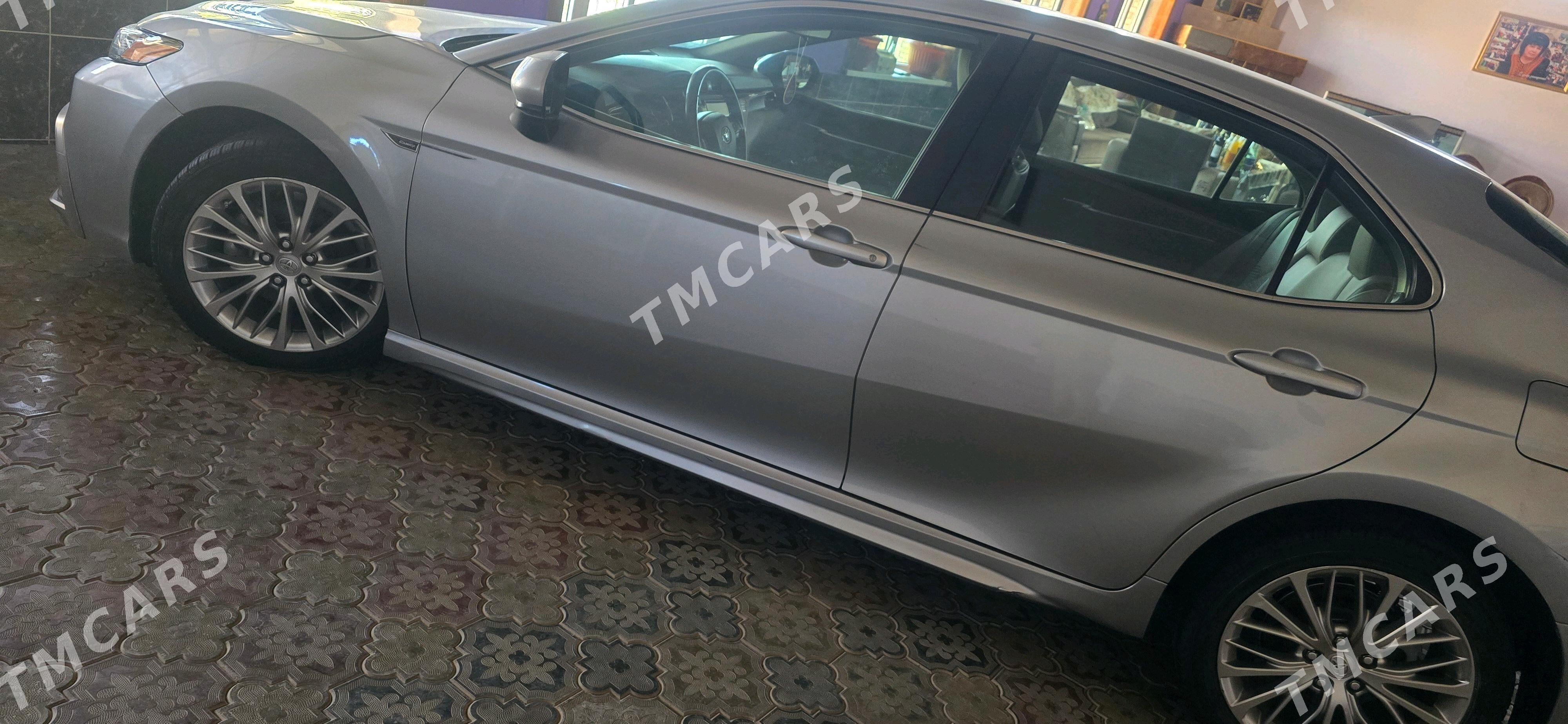 Toyota Camry 2020 - 330 000 TMT - Чарджоу - img 3