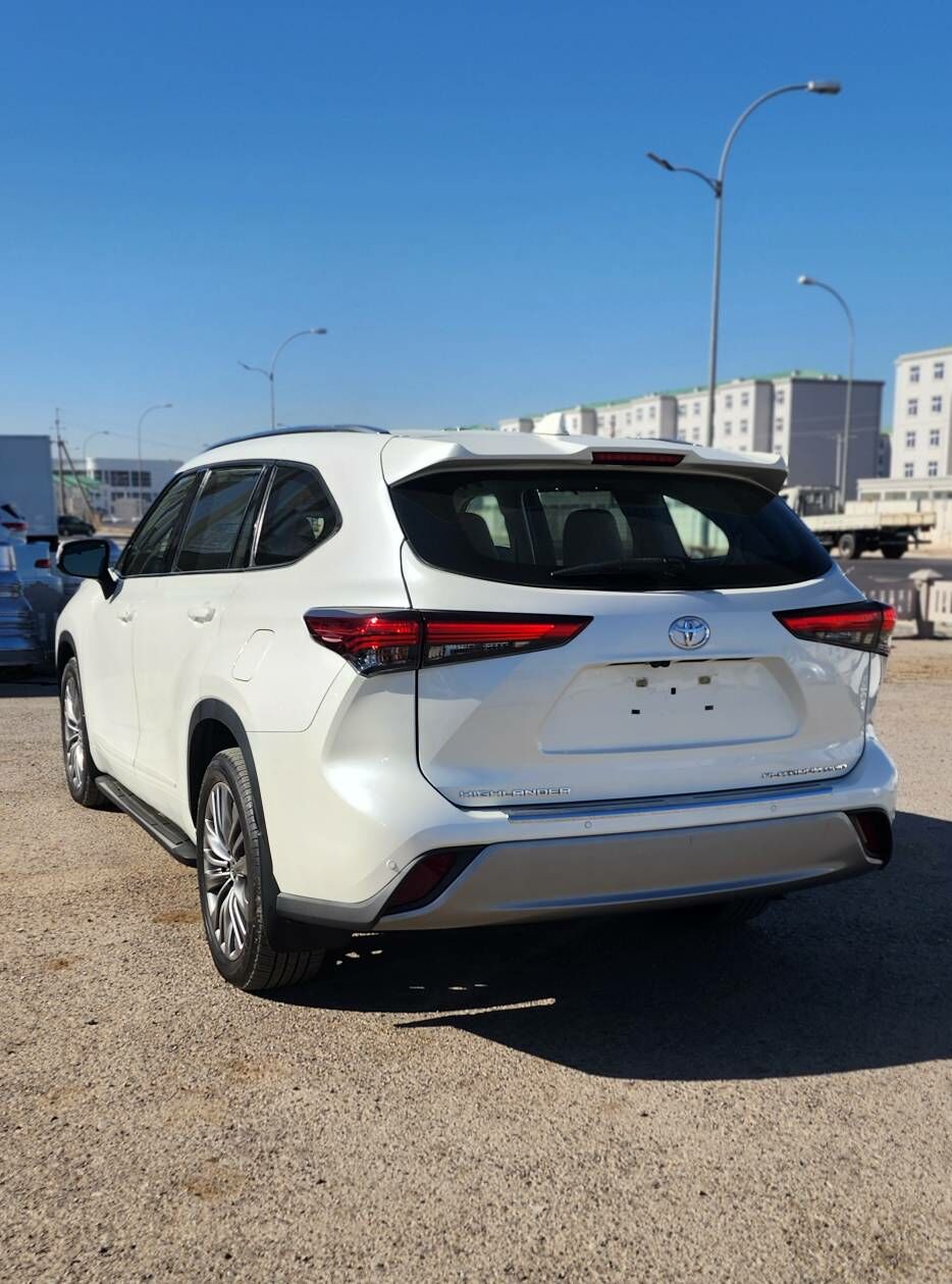 Toyota Highlander 2020 - 750 000 TMT - Мары - img 7
