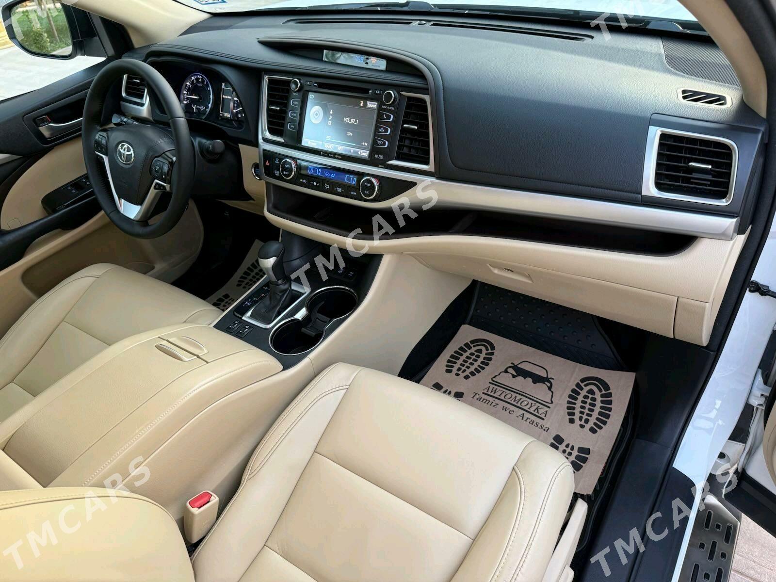 Toyota Highlander 2018 - 490 000 TMT - Ашхабад - img 9