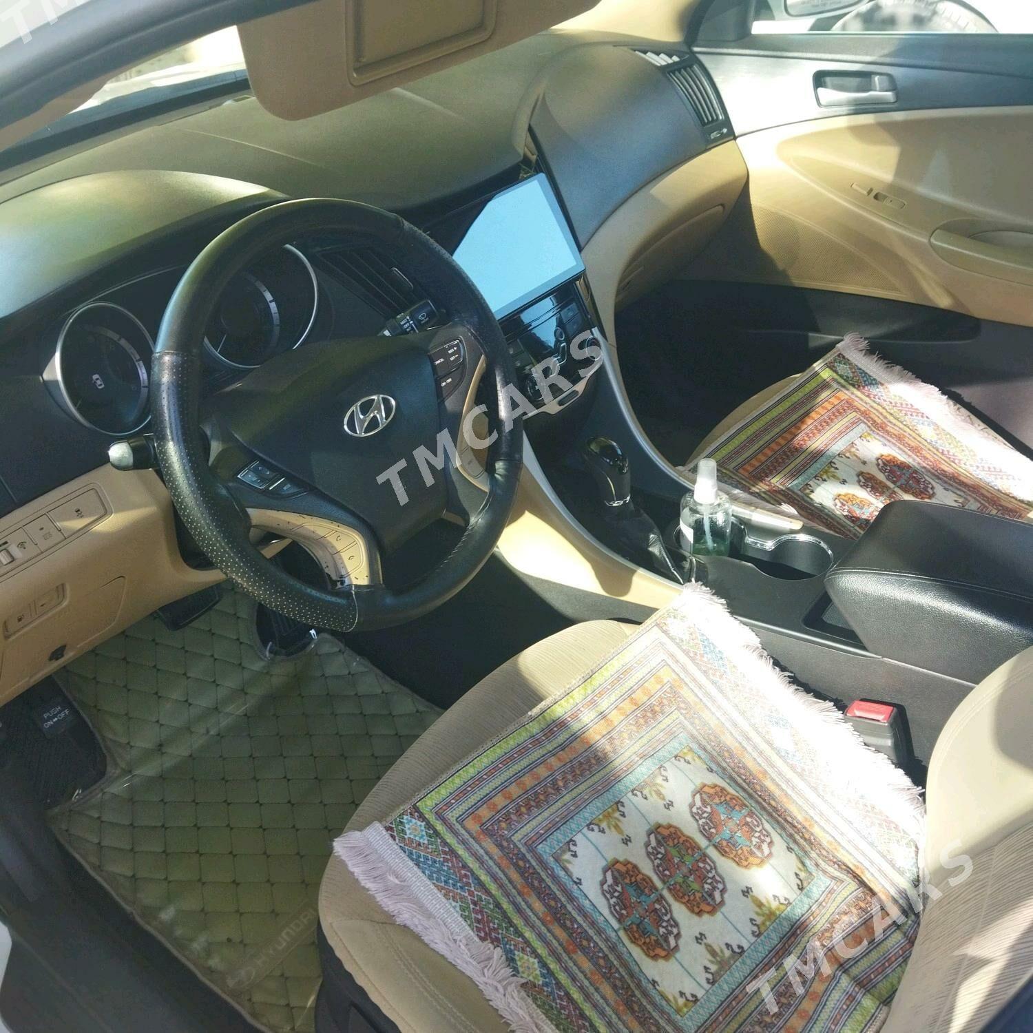 Hyundai Sonata 2012 - 170 000 TMT - Ашхабад - img 8