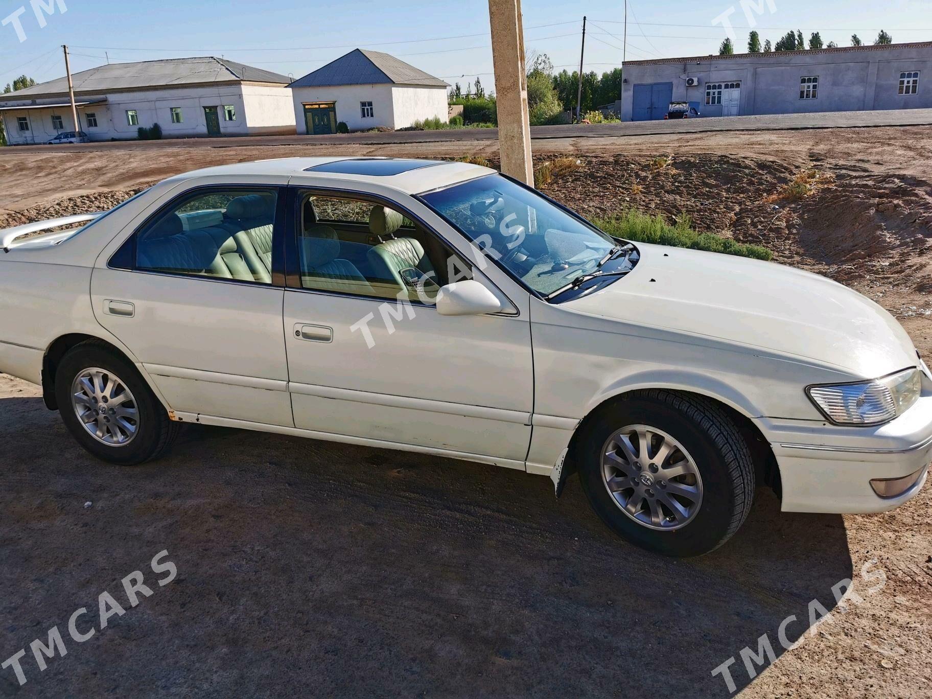 Toyota Camry 2000 - 120 000 TMT - Boldumsaz - img 4