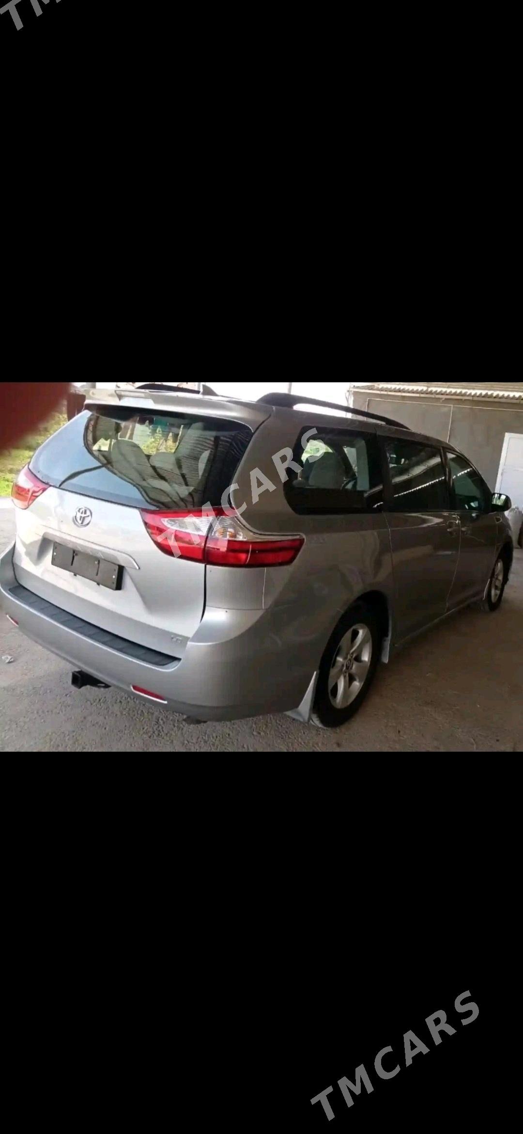 Toyota Sienna 2019 - 420 000 TMT - Мары - img 2