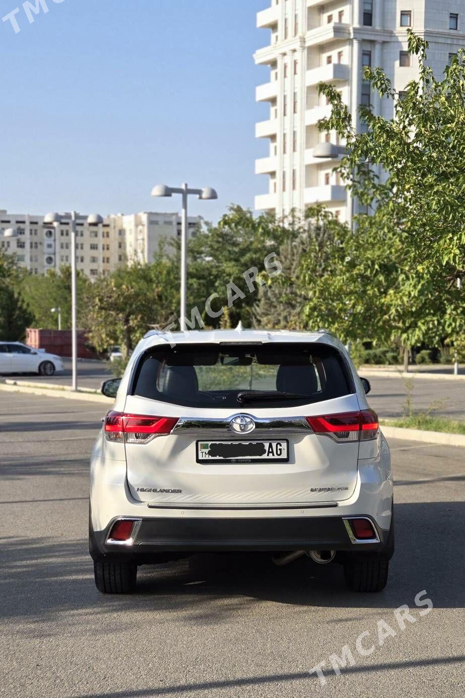 Toyota Highlander 2017 - 480 000 TMT - Ашхабад - img 5