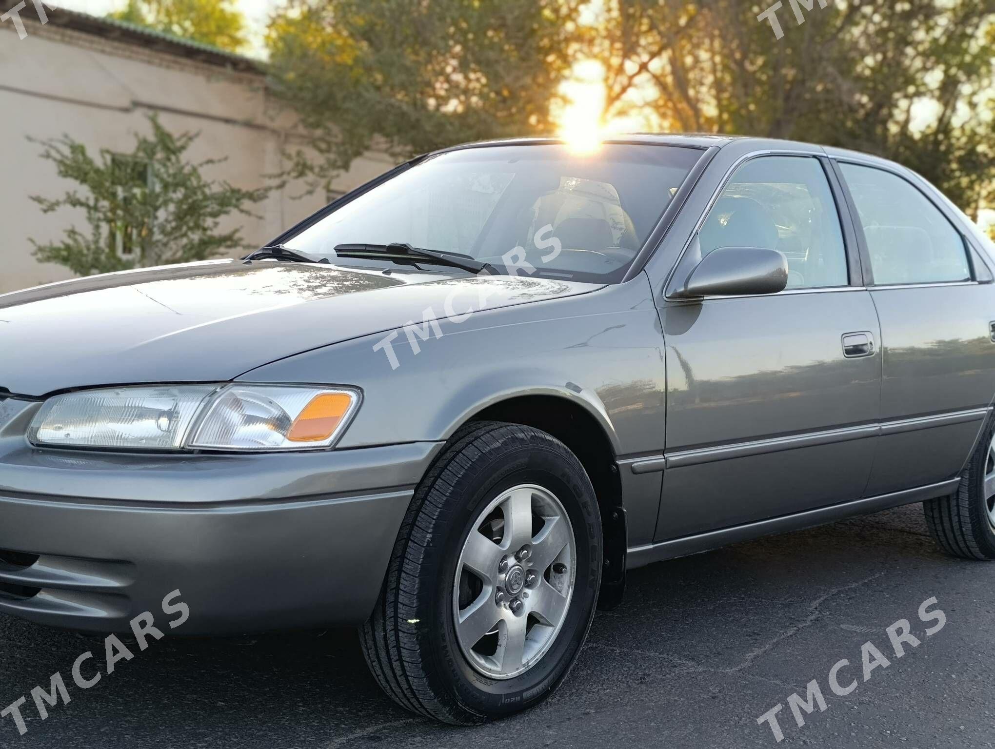 Toyota Camry 1999 - 140 000 TMT - Кёнеургенч - img 2