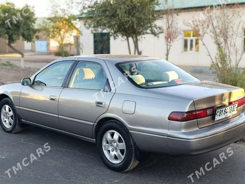 Toyota Camry 1999 - 140 000 TMT - Кёнеургенч - img 3