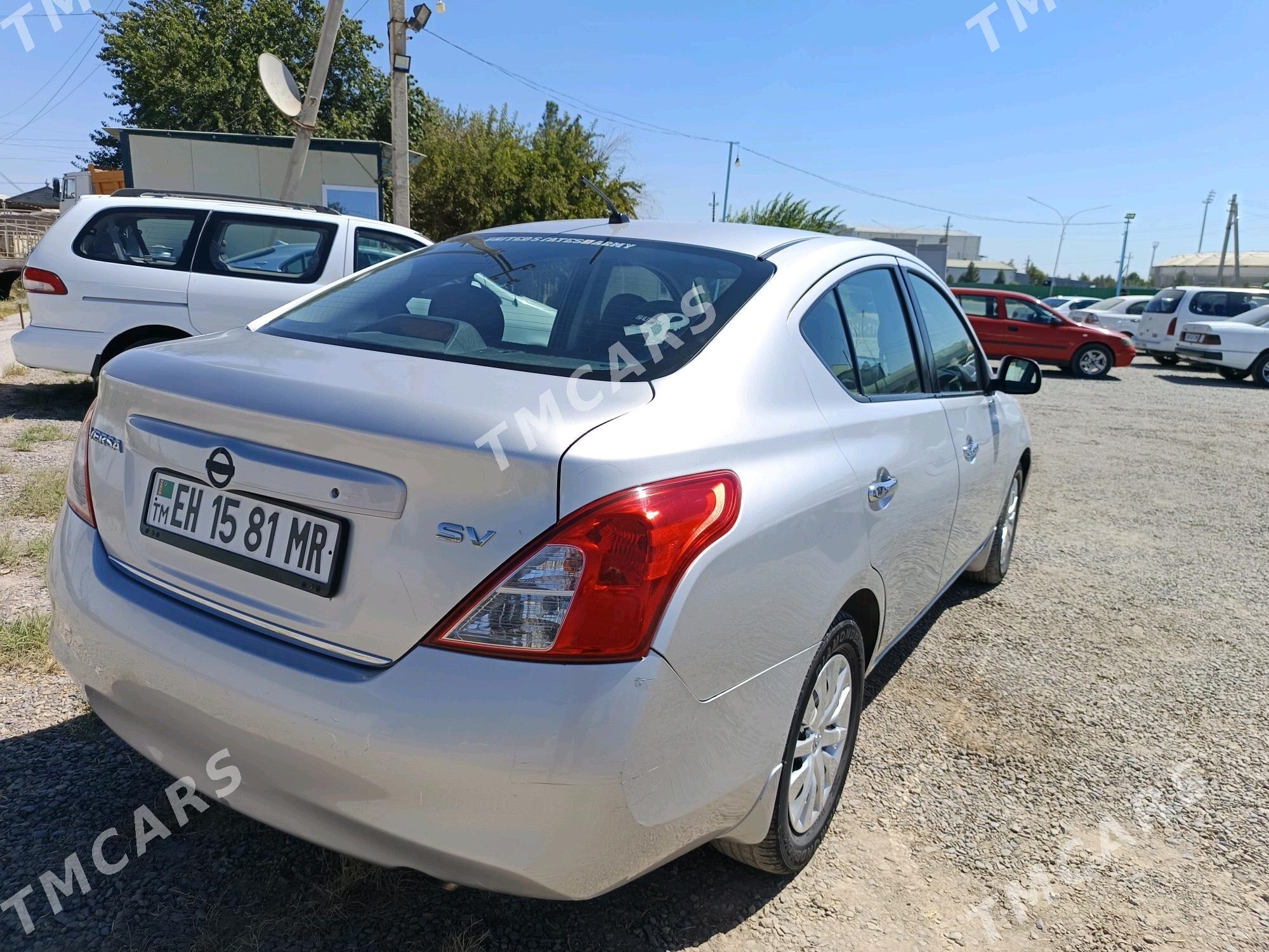 Nissan Versa 2012 - 100 000 TMT - Mary - img 3