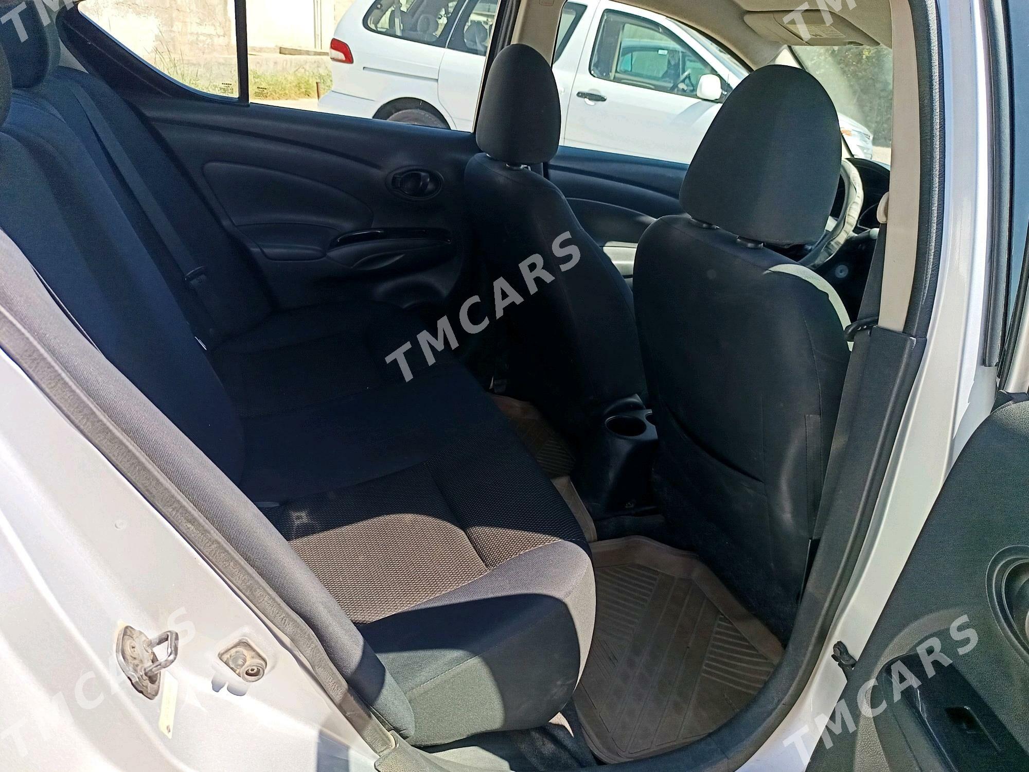 Nissan Versa 2012 - 100 000 TMT - Mary - img 7