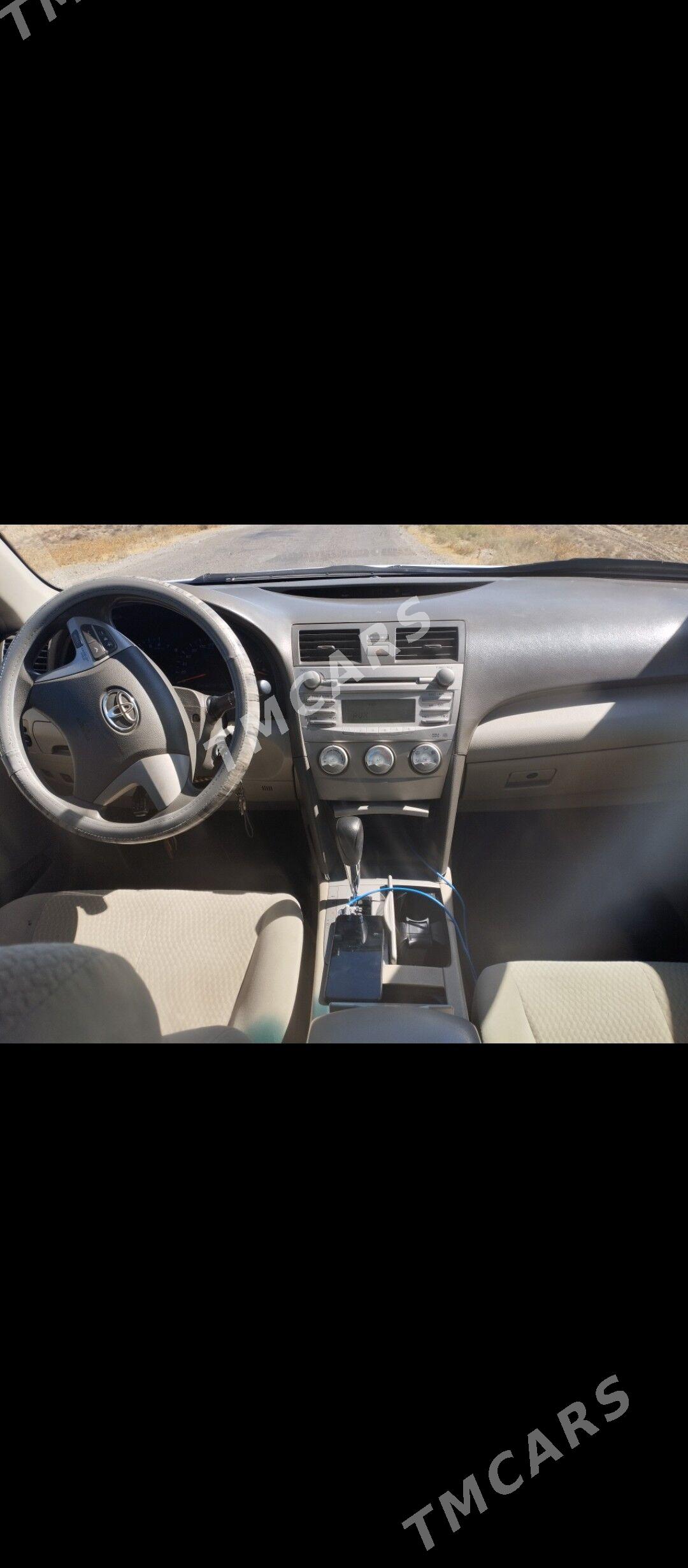 Toyota Camry 2011 - 180 000 TMT - Балканабат - img 3