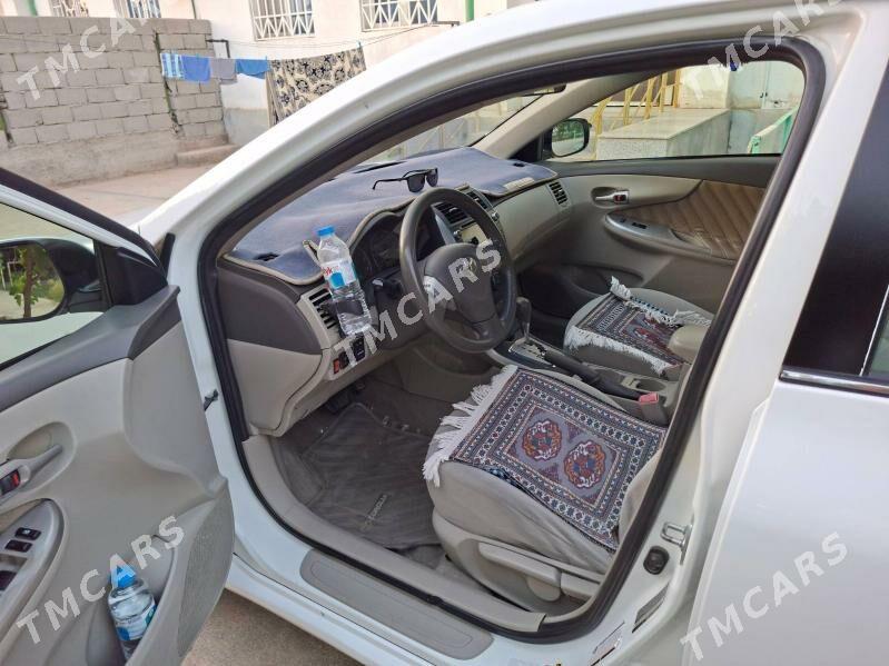 Toyota Corolla 2010 - 157 000 TMT - Ашхабад - img 3