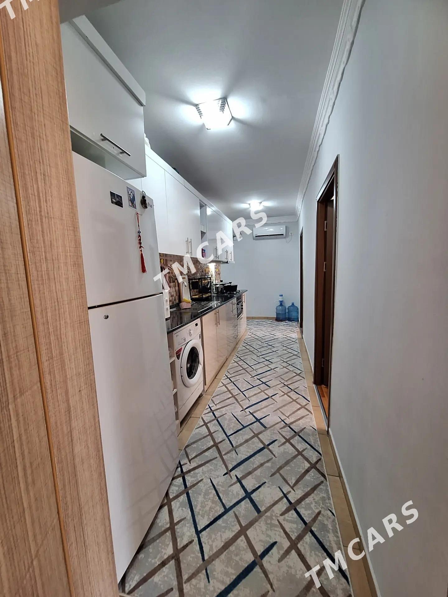 8мкр 4/1эт 2-3ком37.500 - 8 мкр - img 2