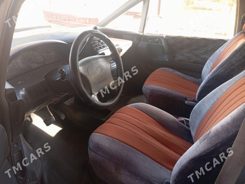 Toyota Previa 1993 - 90 000 TMT - Халач - img 2