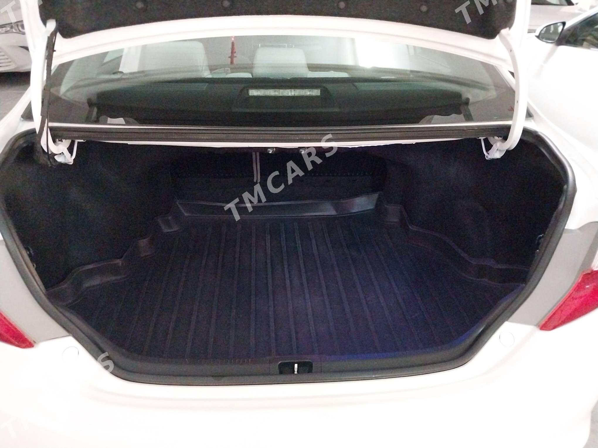 Toyota Camry 2013 - 220 000 TMT - Aşgabat - img 9