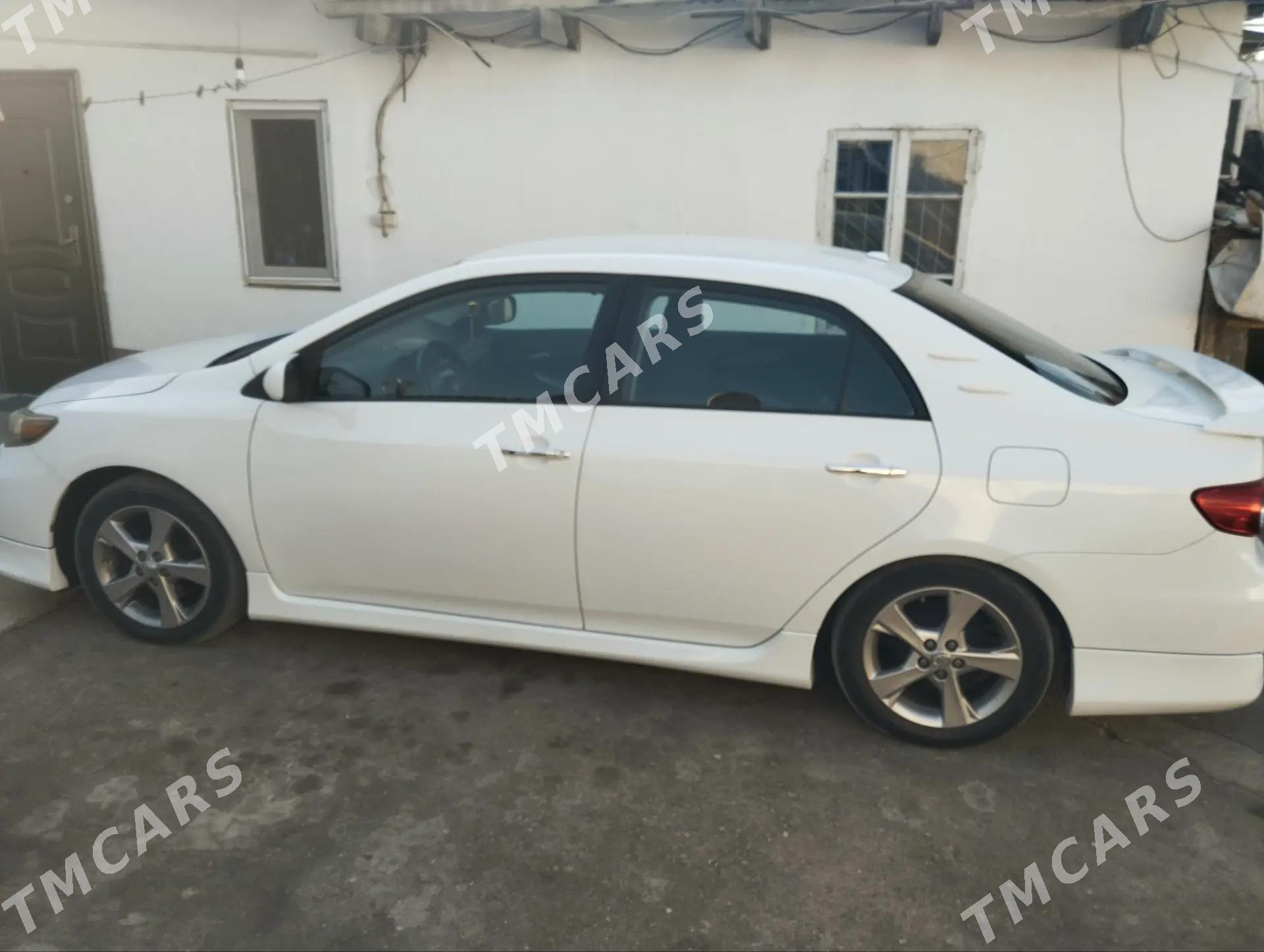 Toyota Corolla 2011 - 190 000 TMT - Aşgabat - img 2