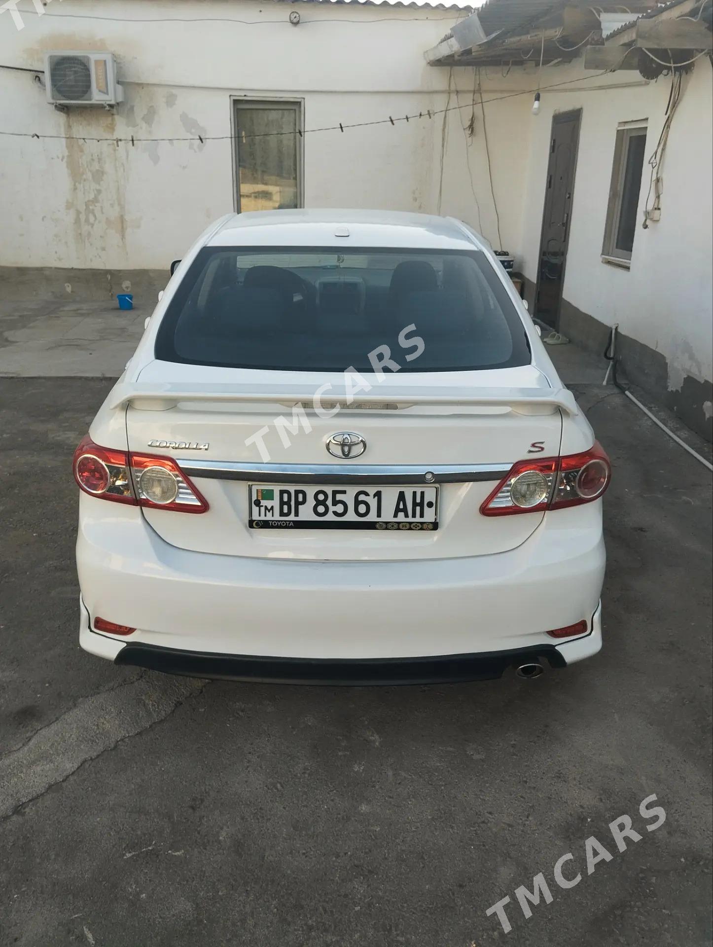 Toyota Corolla 2011 - 190 000 TMT - Aşgabat - img 3