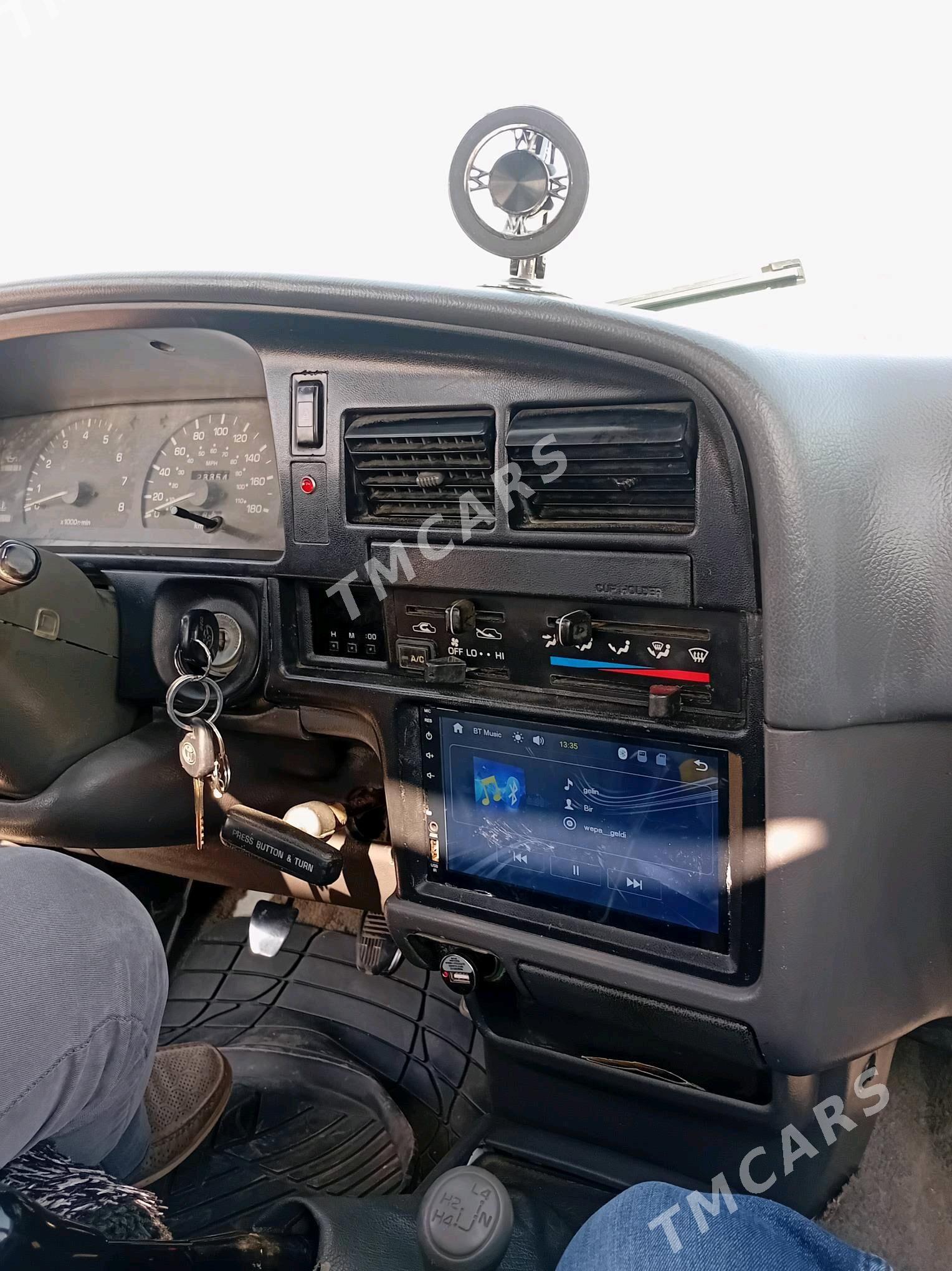 Toyota Hilux 1992 - 110 000 TMT - Balkanabat - img 3