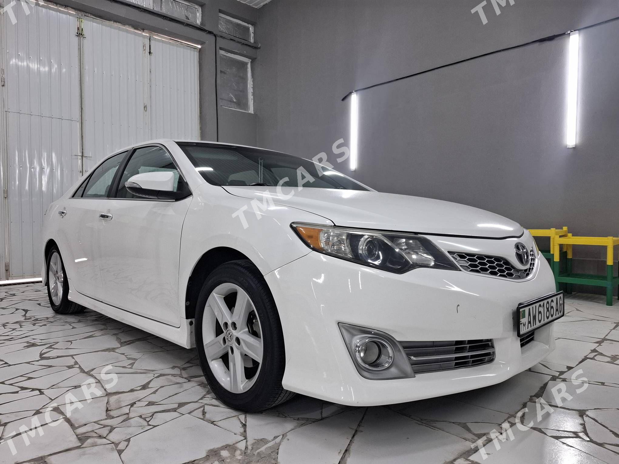 Toyota Camry 2012 - 237 000 TMT - Ашхабад - img 2