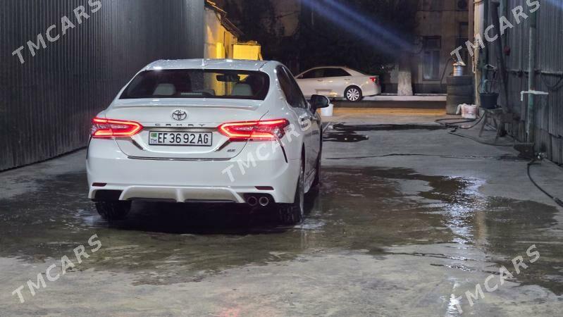 Toyota Camry 2018 - 285 000 TMT - Бедев - img 2