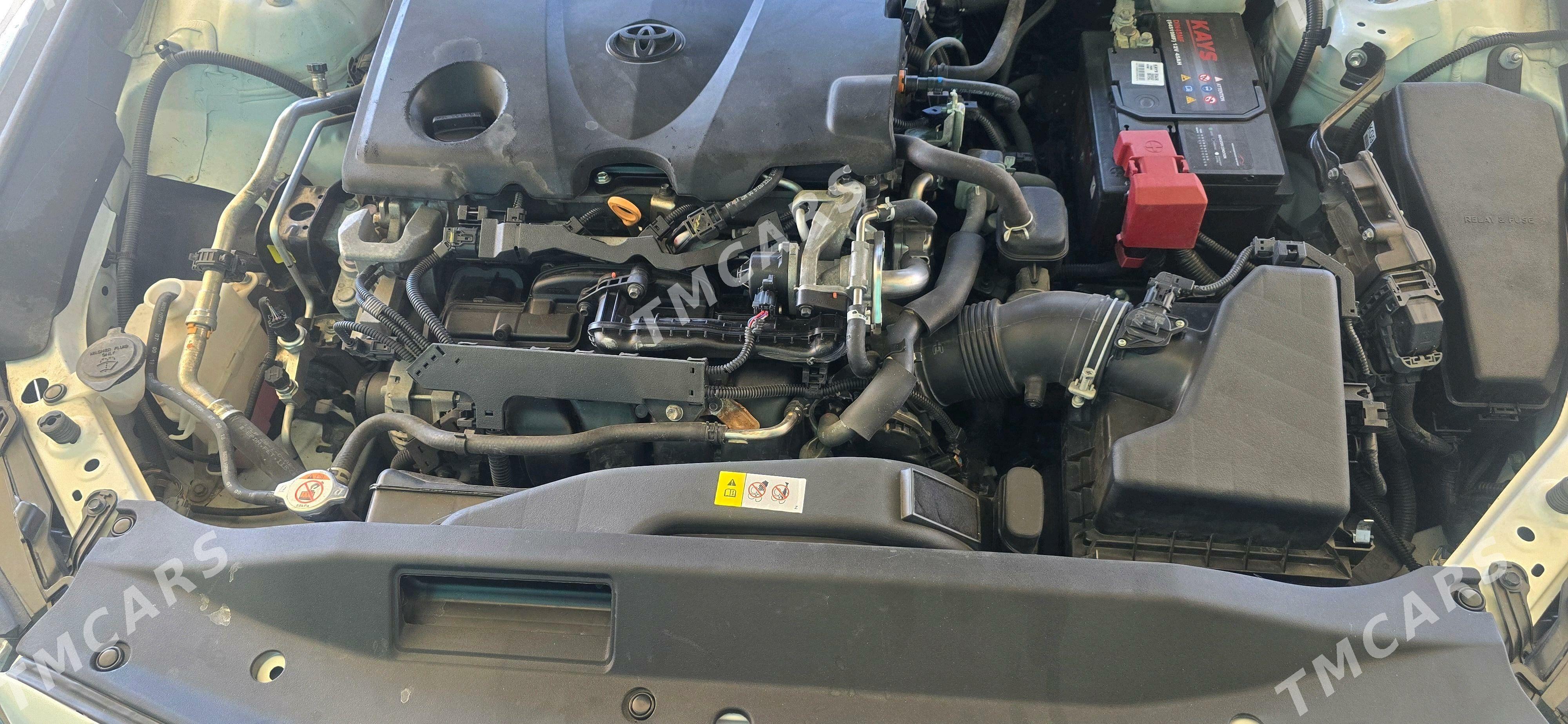 Toyota Camry 2020 - 330 000 TMT - Çärjew - img 8