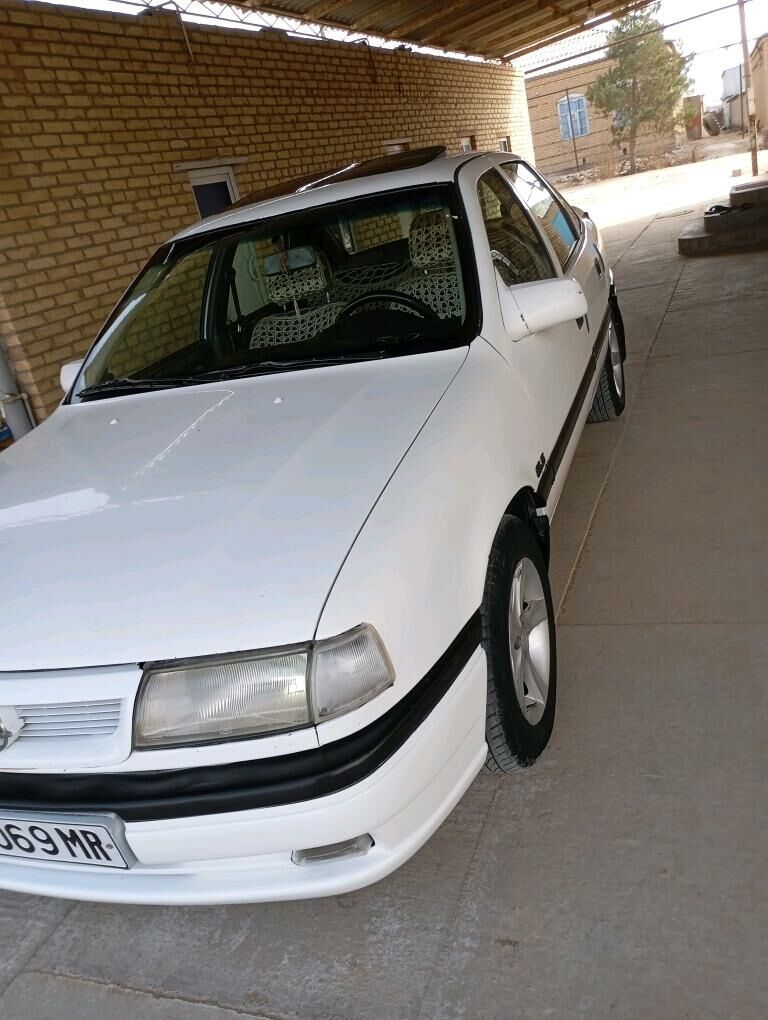 Opel Vectra 1995 - 50 000 TMT - Мургап - img 2