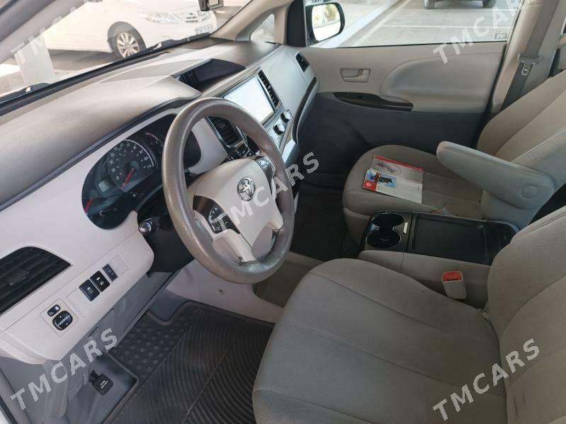 Toyota Sienna 2013 - 305 000 TMT - Türkmenbaşy - img 2