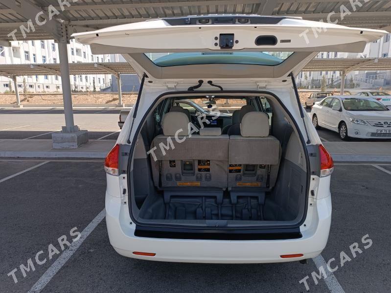 Toyota Sienna 2013 - 305 000 TMT - Türkmenbaşy - img 9