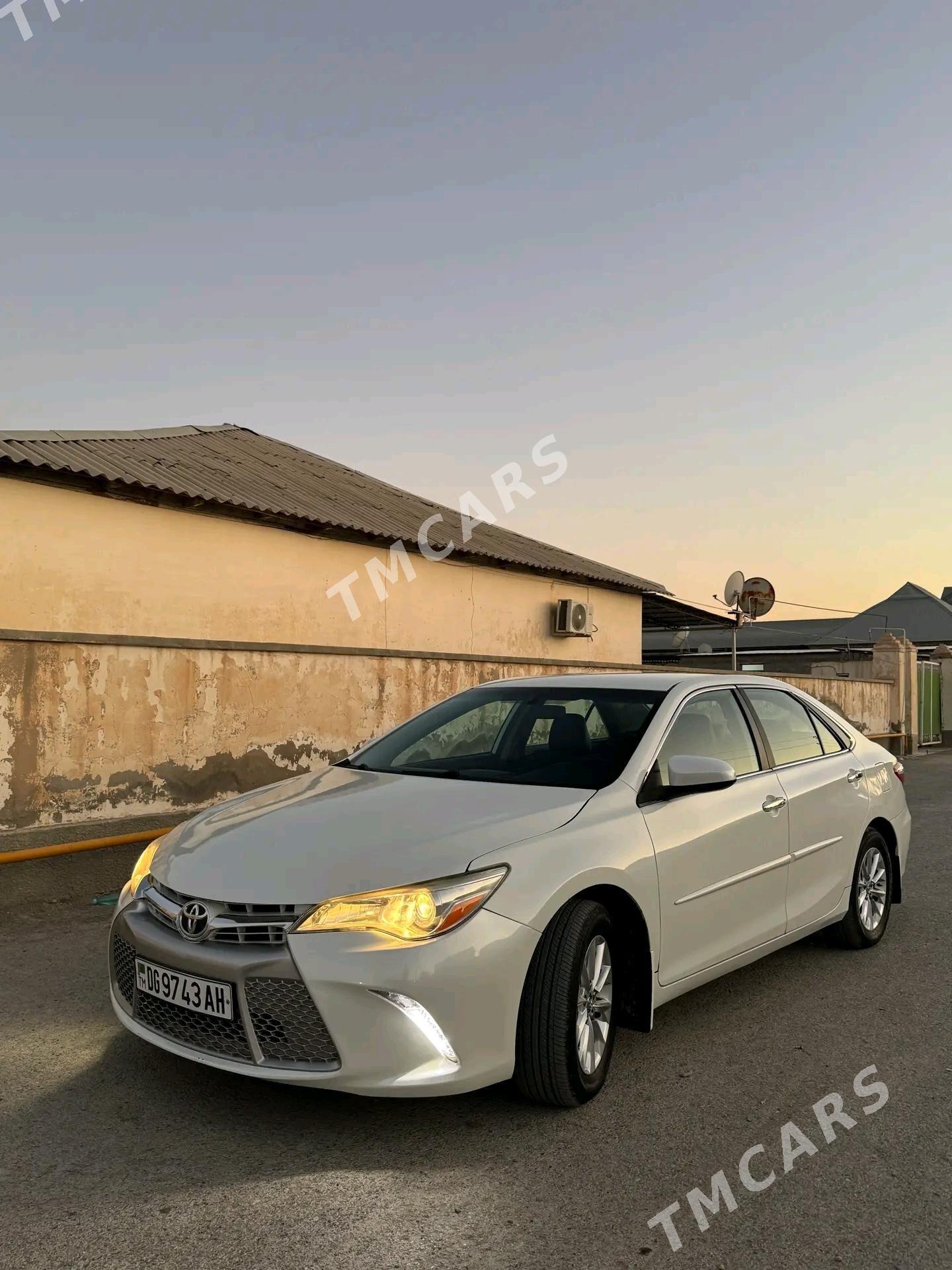 Toyota Camry 2017 - 235 000 TMT - Ашхабад - img 2