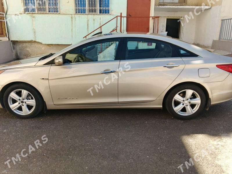 Hyundai Sonata 2012 - 160 000 TMT - Ашхабад - img 7