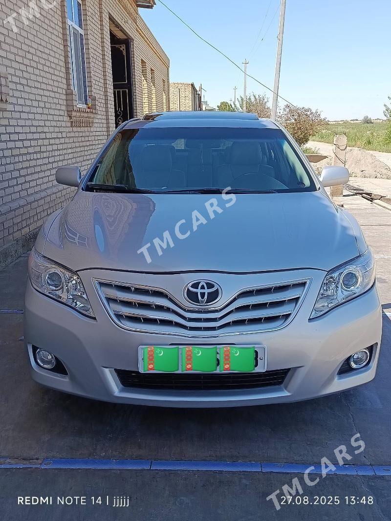 Toyota Camry 2010 - 260 000 TMT - Чарджоу - img 6