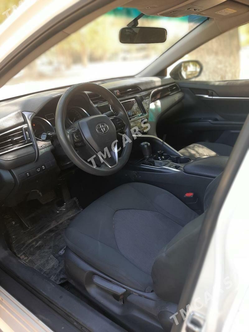 Toyota Camry 2020 - 245 000 TMT - Aşgabat - img 2