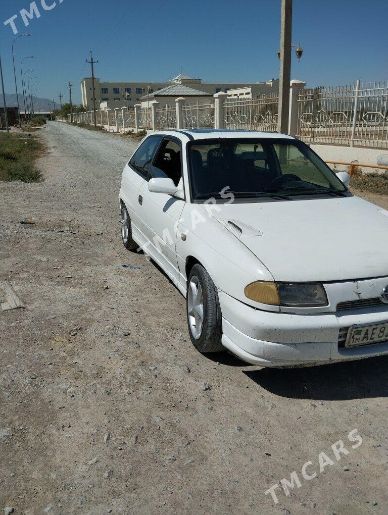 Opel Astra 1994 - 24 000 TMT - Bäherden - img 3