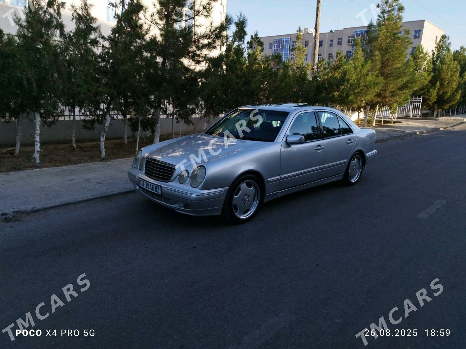 Mercedes-Benz E320 2001 - 135 000 TMT - Туркменбаши - img 5