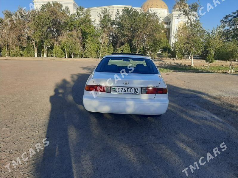Toyota Camry 2000 - 170 000 TMT - Daşoguz - img 9