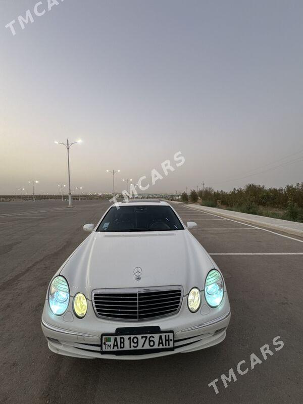 Mercedes-Benz E320 2002 - 150 000 TMT - Änew - img 6