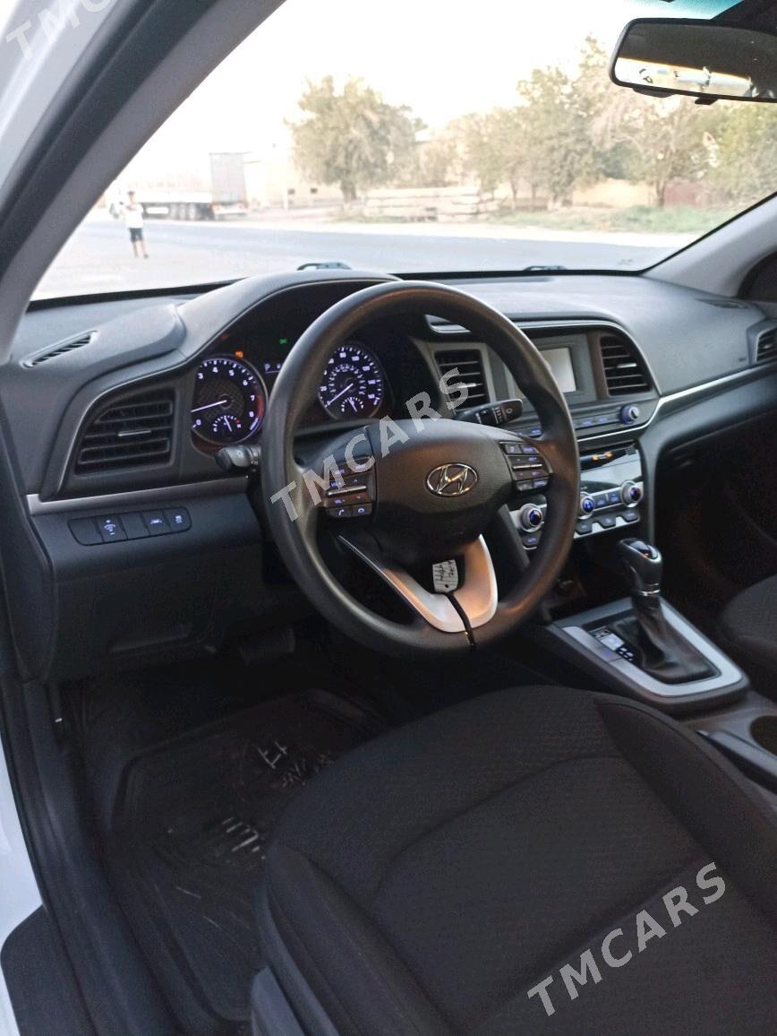 Hyundai Elantra 2020 - 200 000 TMT - Мары - img 3