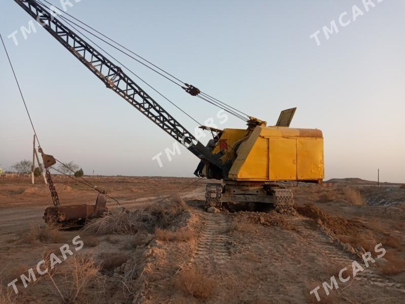 Hidromek HMK 102B ALPHA 1995 - 200 000 TMT - Мургап - img 2