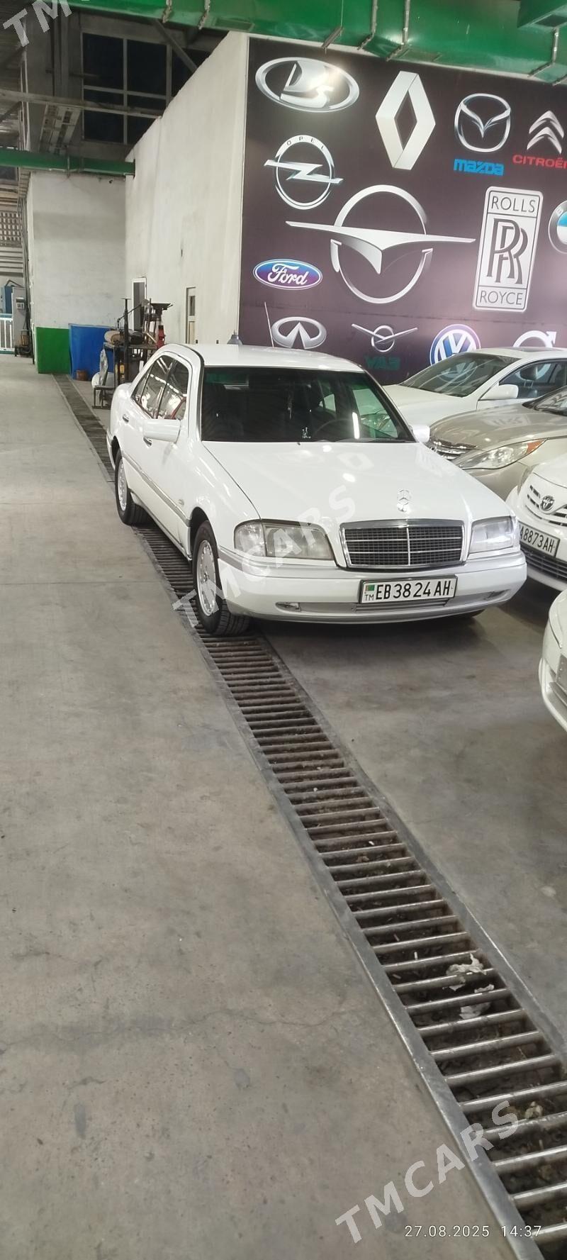 Mercedes-Benz C320 1996 - 85 000 TMT - Бедев - img 2