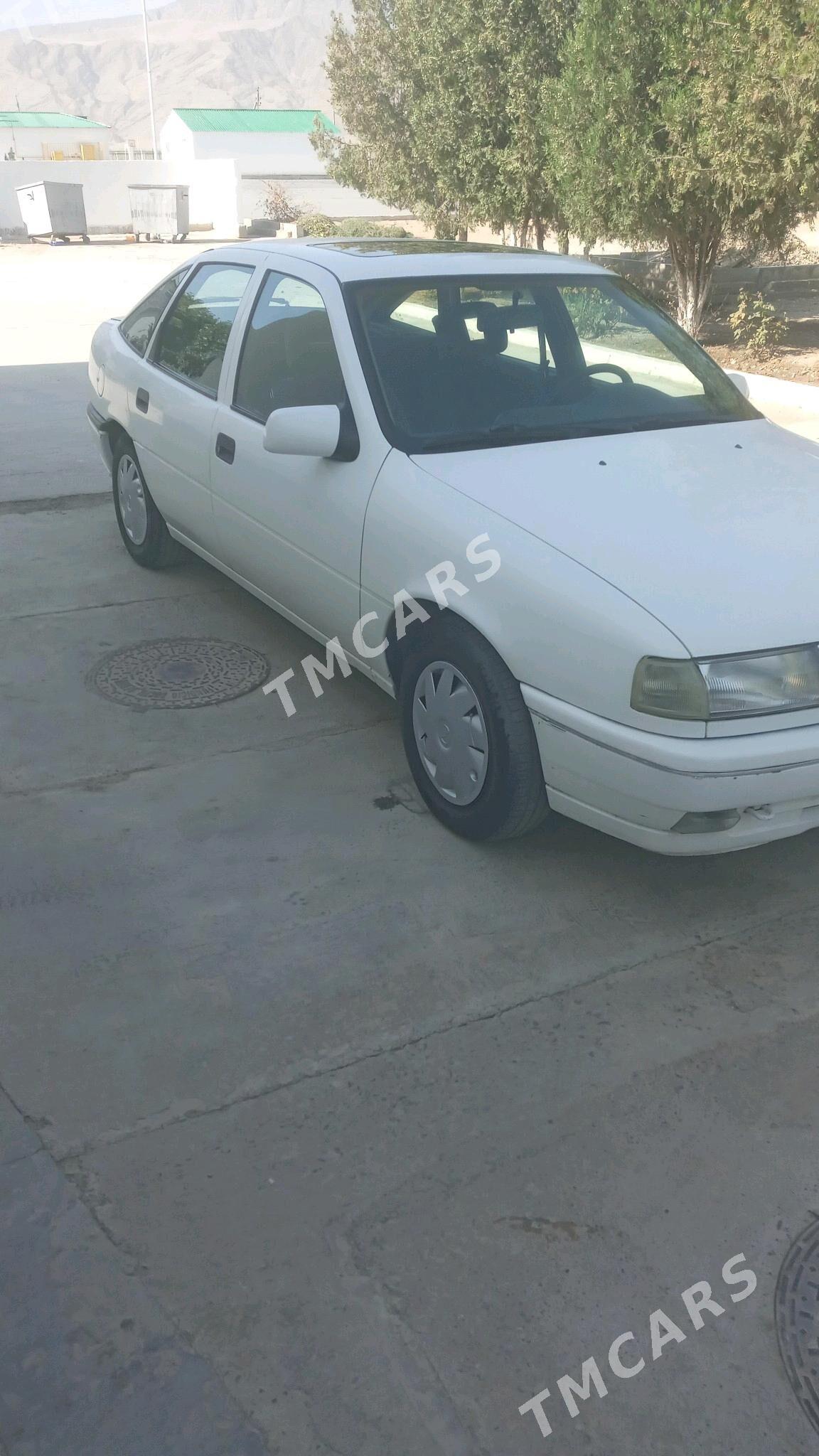 Opel Vectra 1994 - 42 000 TMT - Büzmeýin - img 4