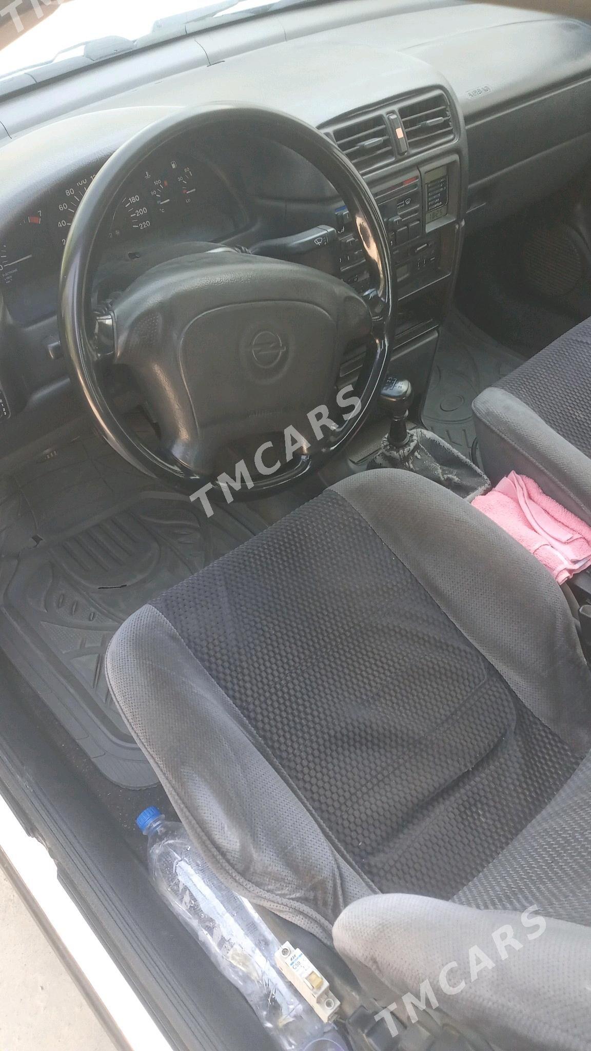 Opel Vectra 1994 - 42 000 TMT - Büzmeýin - img 5