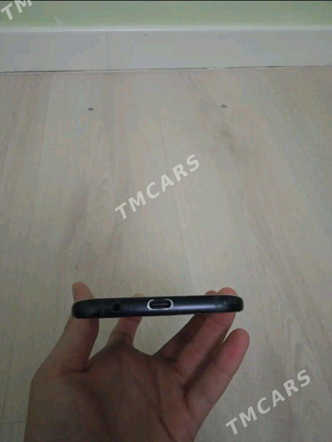 Samsung Galaxy A7 - Aşgabat - img 3
