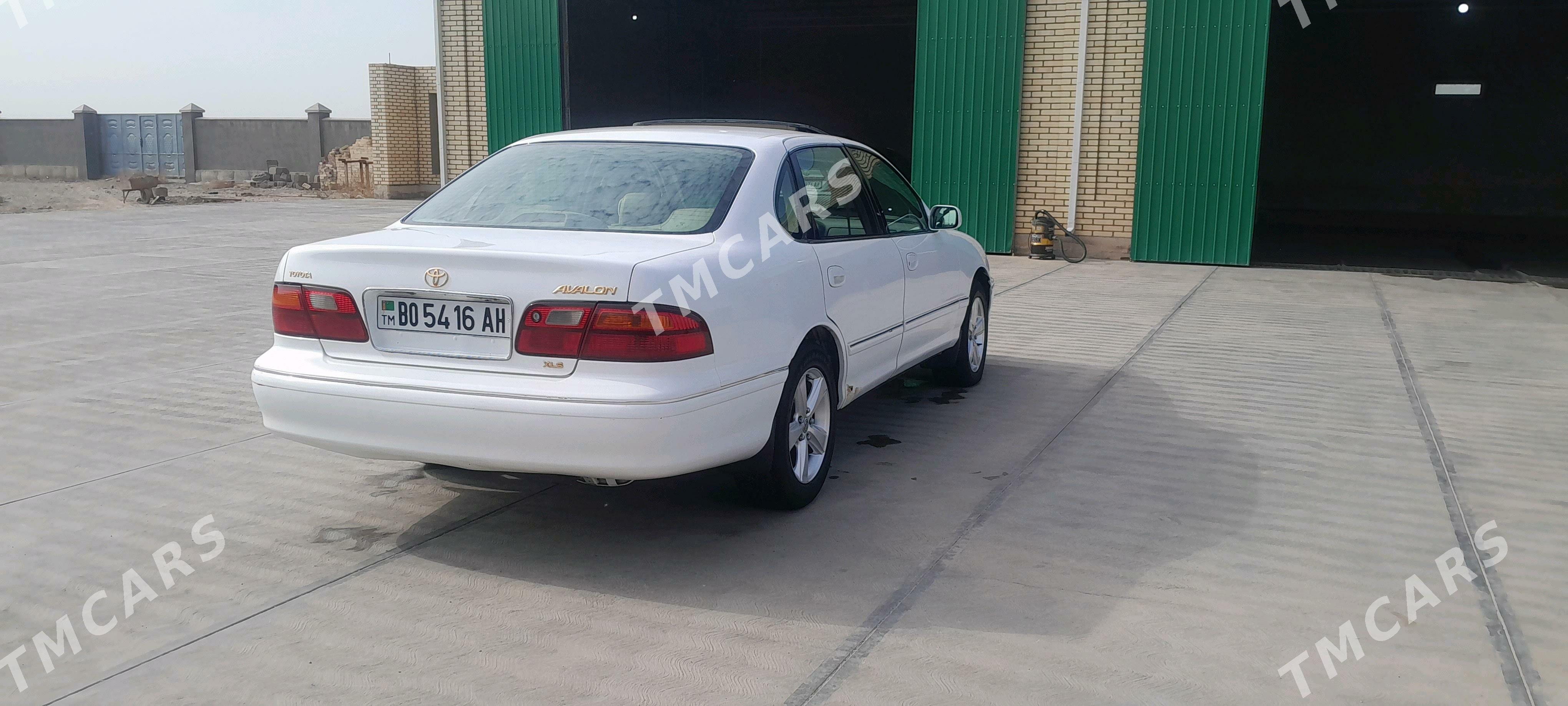 Toyota Avalon 1999 - 115 000 TMT - Бабадайхан - img 3