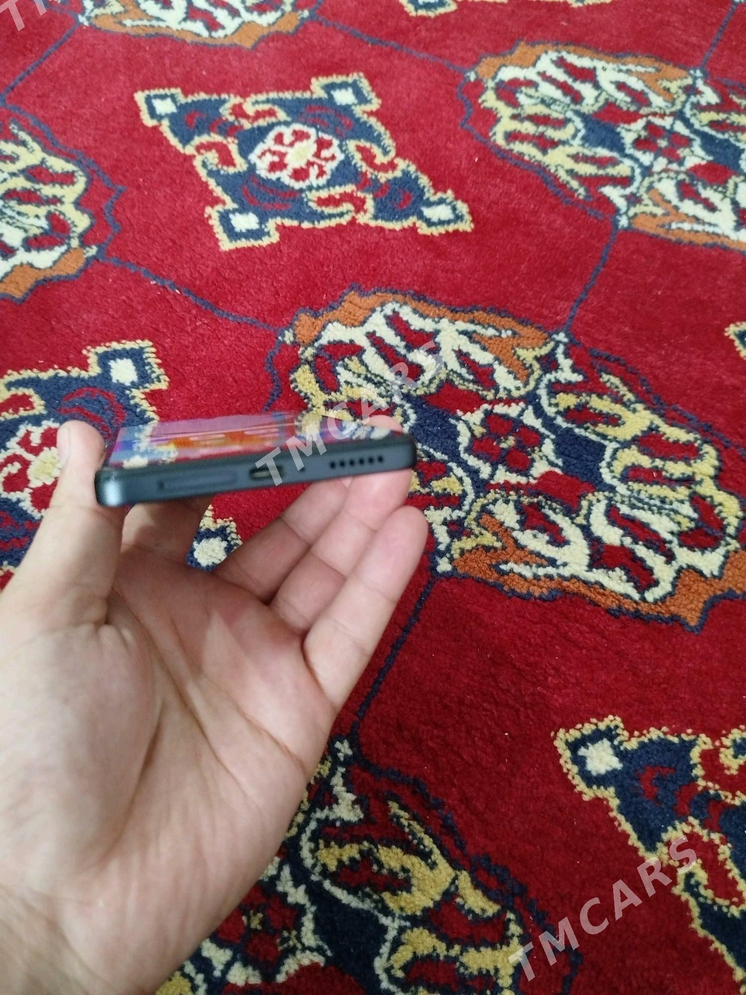 redmi not 11 pro - Büzmeýin - img 2