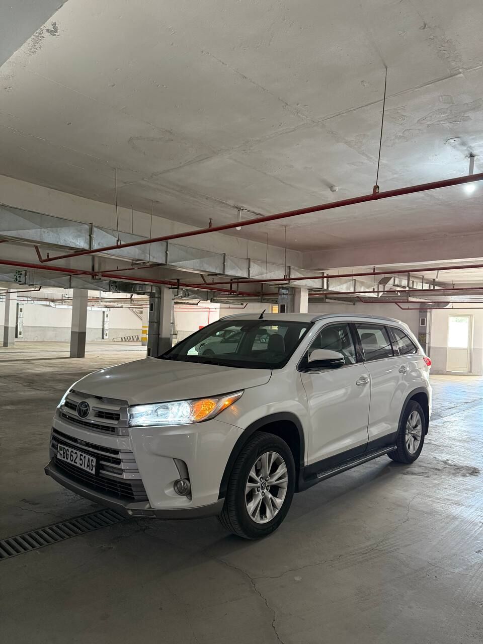 Toyota Highlander 2019 - 350 000 TMT - Aşgabat - img 3