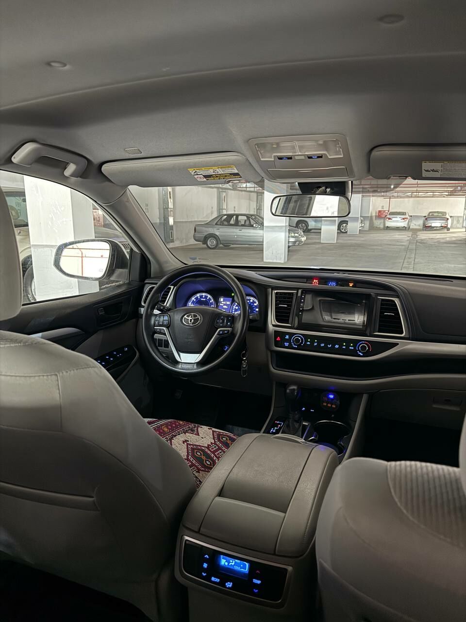 Toyota Highlander 2019 - 350 000 TMT - Aşgabat - img 8