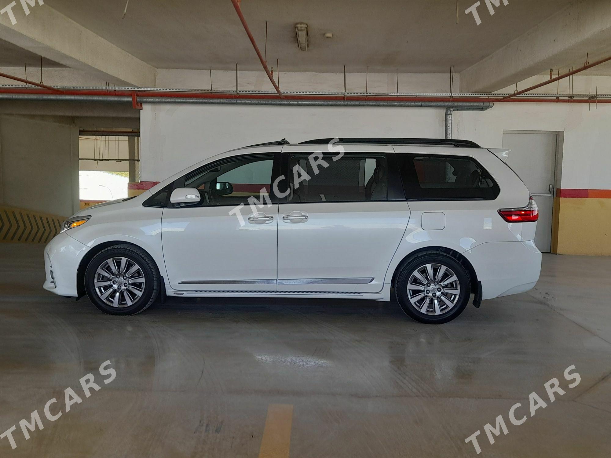 Toyota Sienna 2017 - 504 000 TMT - Ашхабад - img 8