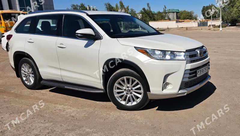 Toyota Highlander 2017 - 459 000 TMT - Gubadag - img 2
