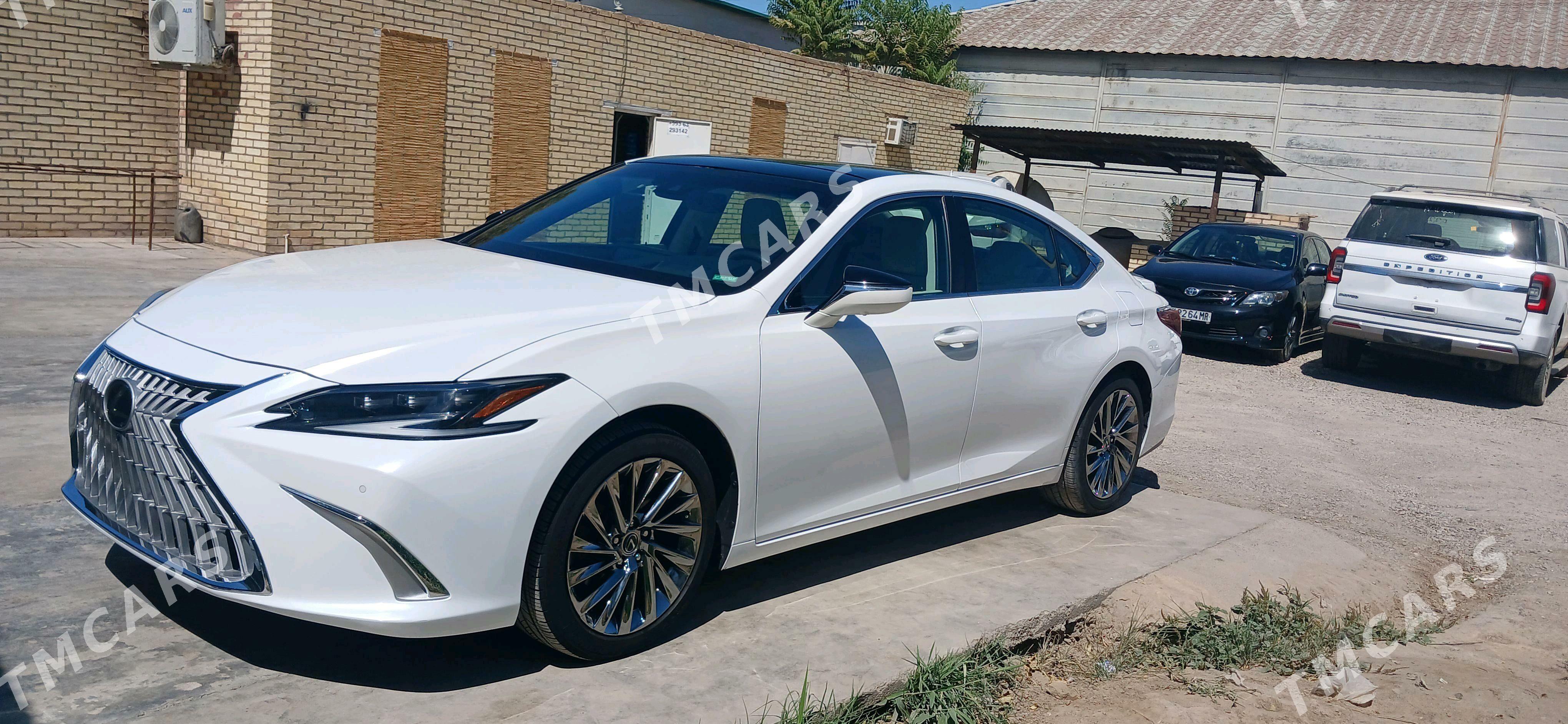 Lexus ES 350 2023 - 740 000 TMT - Mary - img 3